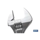 LLAVE AJUSTABLE MOLETA CENTRAL 6
