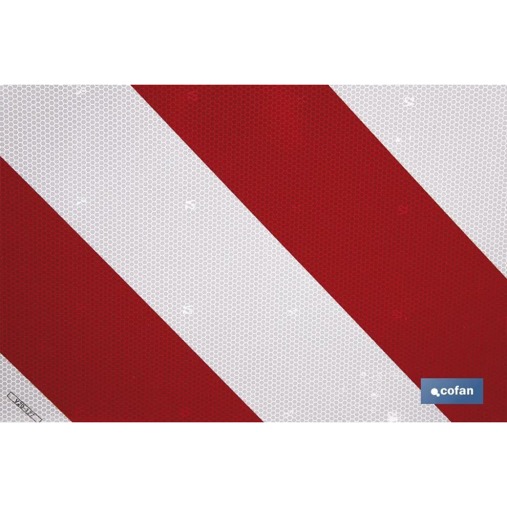 PANEL V20 CARGA SALIENTE 500X500 ABS