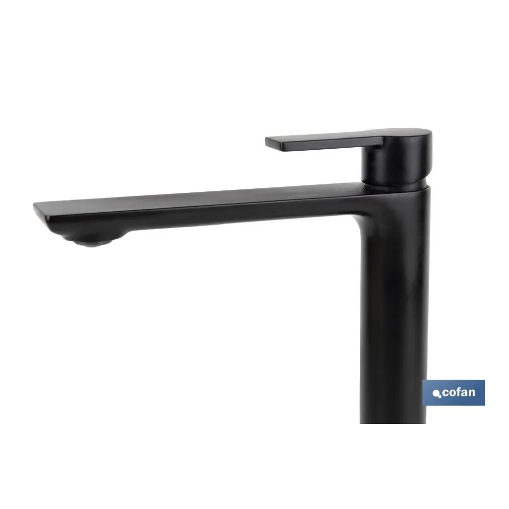GRIFO ALTO MONOMANDO PARA LAVABO NEGRO MATE MODELO KERCH  25mm