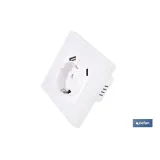 BASE ENCHUFE CON PUERTO USB Y TIPO C WIFI