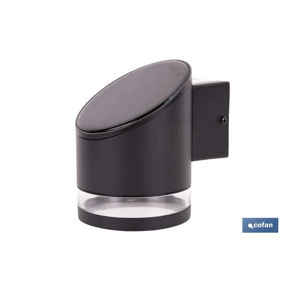 APLIQUE LED SOLAR NEGRO CON SENSOR 3,7 V 1,2 Ah IP65 3000 K 120 X 90 X 120 MM