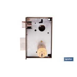 CERRADURA DE SOBREPONER DERECHA 70 MM ADAPTABLE AL MODELO 56A