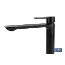 GRIFO ALTO MONOMANDO PARA LAVABO NEGRO MATE MODELO KERCH  25mm