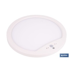 DOWNLIGHT DE SUPERFICIE BLANCO CON SENSOR DE PRESENCIA Y CREPUSCULAR 18 W Ø230 MM
