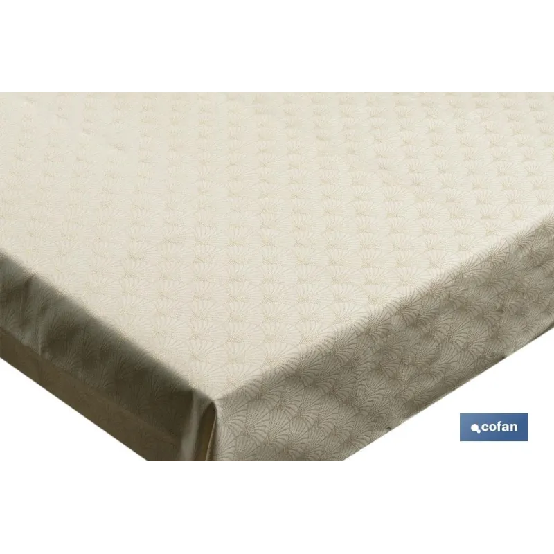 MANTEL ANTIMANCHAS RESINADO CONFECCIONADO 1,40 X 1.80 M 50% PES 45% CO 5% LUREX LINEAS DE ORO