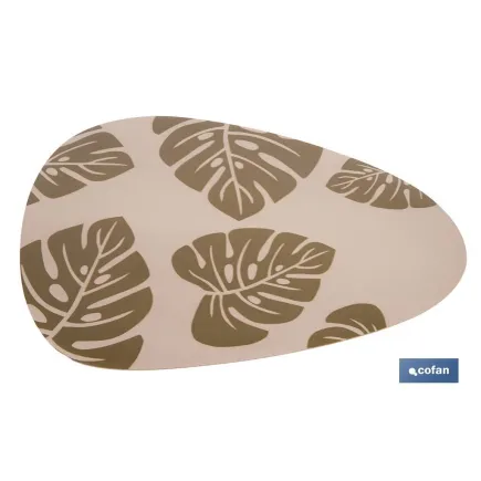 BAJOPLATO FORMA TRIANGULAR DE COLOR MARRON CLARO  ESTAMPADO  MEDIDA 45 X 36 CM