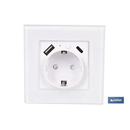 BASE ENCHUFE CON PUERTO USB Y TIPO C WIFI