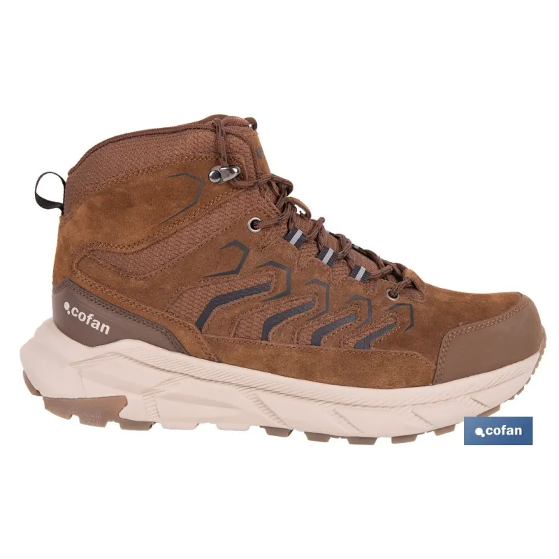 BOTA DE TREKKING MARRÓN MODELO SARDINERO TALLA 46