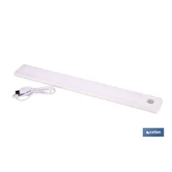 APLIQUE LED RECARGABLE CON SENSOR 3,7 V 1,5 Ah 120 LM 3CCT 300 X 40 MM