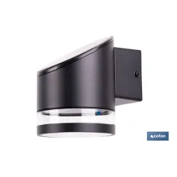 APLIQUE LED SOLAR NEGRO CON SENSOR 3,7 V 1,2 Ah IP65 3000 K 120 X 90 X 120 MM