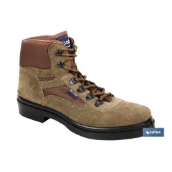 BOTA TREKKING VERDE MODELO ALHAMA T-41