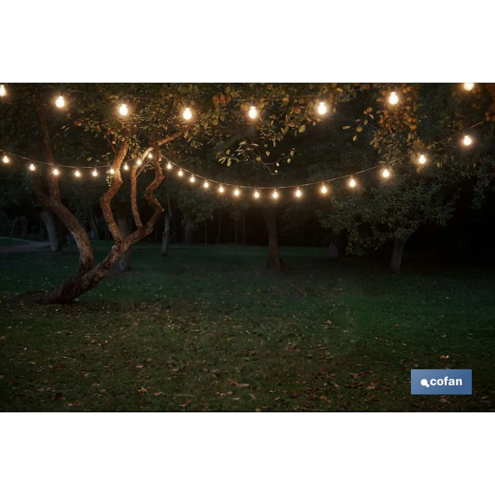 GUIRNALDA DE BOMBILLAS LED 10 UDS. CON PANEL SOLAR A19 3,7 V 1,2 Ah IP44 2700 K 4,5 + 3 M