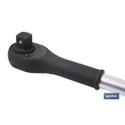 LLAVE DE CARRACA REVERSIBLE 1