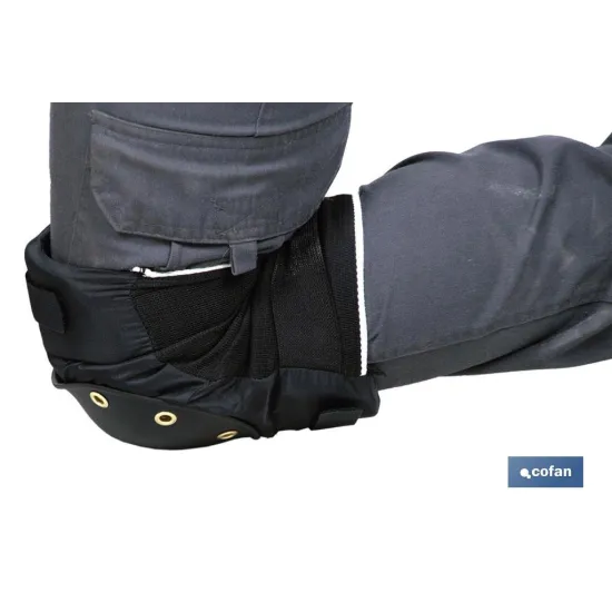 Comprar PAR RODILLERAS DE PROTECCION AJUSTA Cofan | almacendeferreteriacor.es