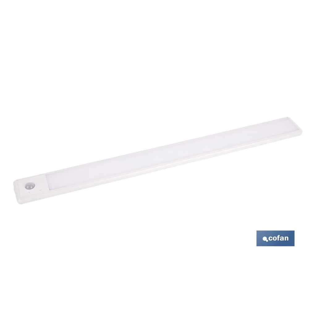 Comprar APLIQUE LED RECARGABLE CON SENSOR 3 Cofan | almacendeferreteriacor.es