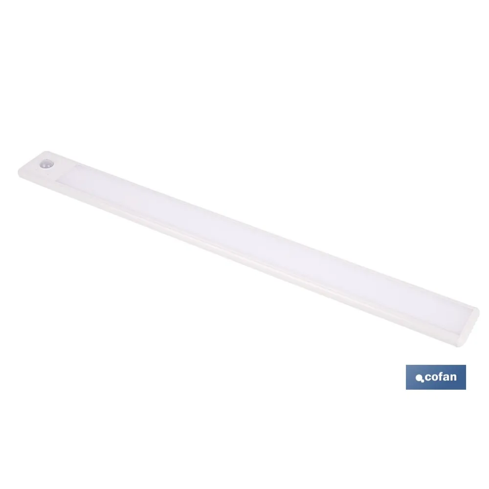 Comprar APLIQUE LED RECARGABLE CON SENSOR 3 Cofan | almacendeferreteriacor.es