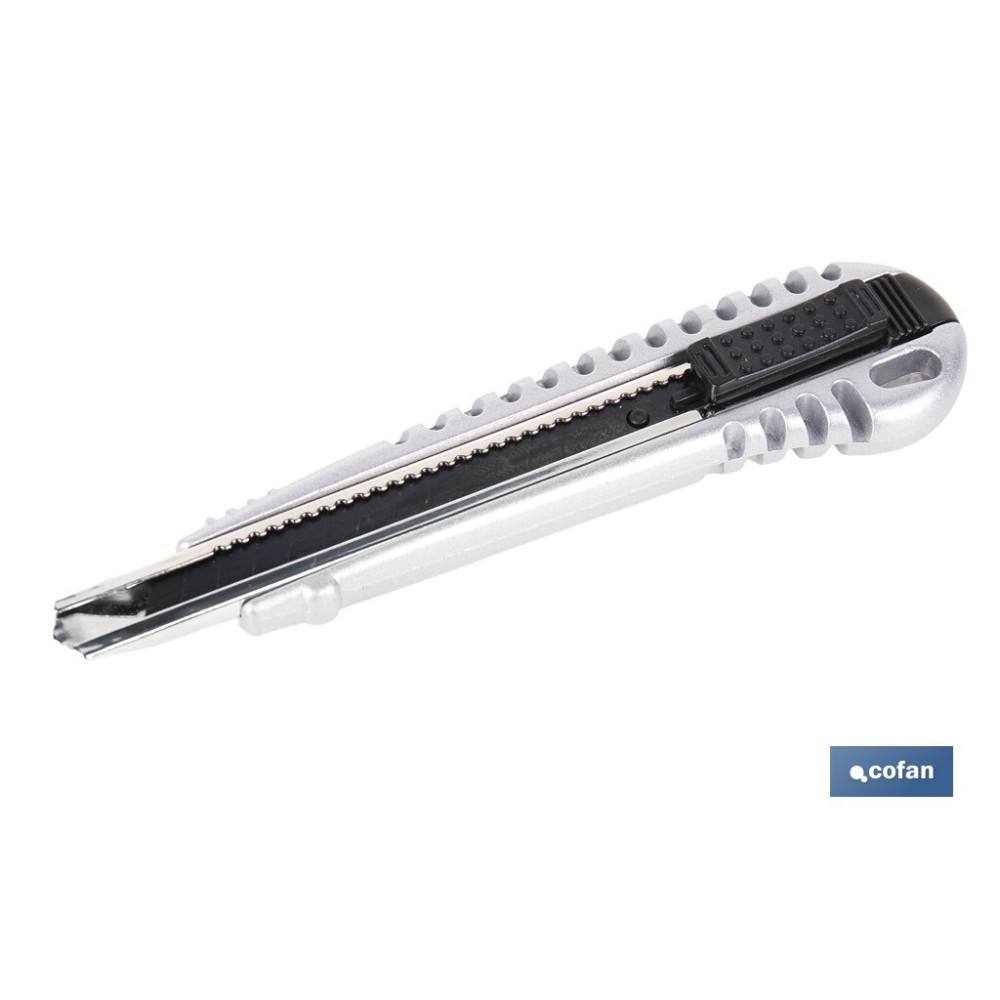 CÚTER DE ALUMINIO 9 MM