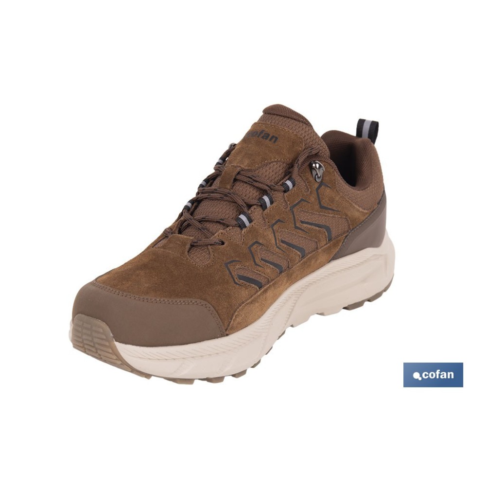 ZAPATILLA DE TREKKING MARRÓN MODELO INFANTO TALLA 45