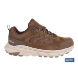 ZAPATILLA DE TREKKING MARRÓN MODELO INFANTO TALLA 46