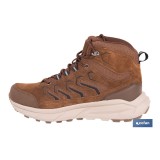 BOTA DE TREKKING MARRÓN MODELO SARDINERO TALLA 42