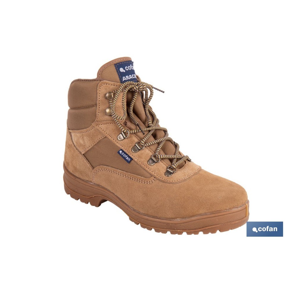 BOTA DE TREKKING NATURAL MODELO ARACENA TALLA 40