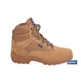 BOTA DE TREKKING NATURAL MODELO ARACENA TALLA 42