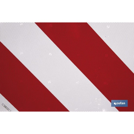PANEL V20 CARGA SALIENTE 500 X 500 MM