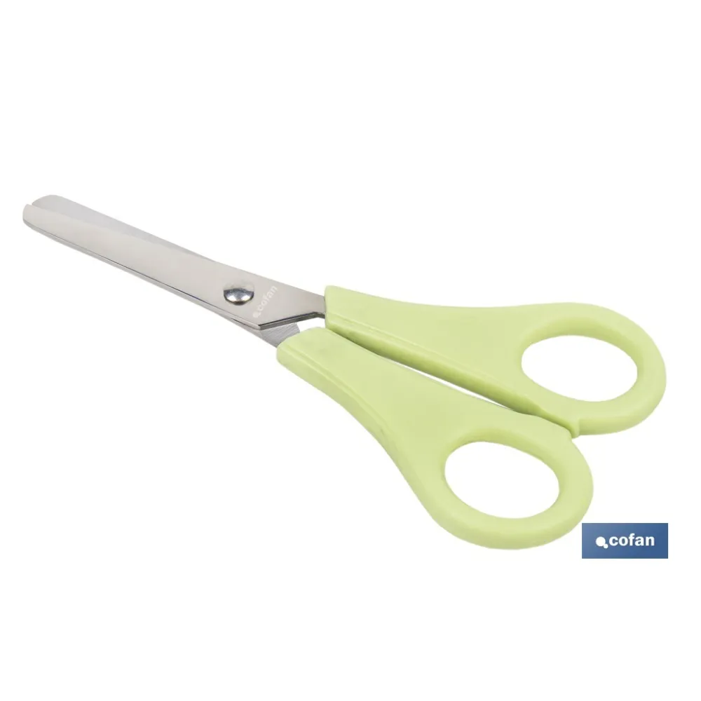 TIJERA ESCOLAR CON PUNTA REDONDA DE COLOR VERDE 13,3 CM (PACK: 1 UDS) - Almacén de Ferretería Acor