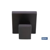 PERCHA NEGRA MATE DE ACERO CON DISEÑO CUADRADO GAMA FAIAL 5,5 X 6 X 5,5 CM