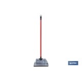 RECOGEDOR METÁLICO GALVANIZADO CON GOMA Y MANGO 83 X 24 CM