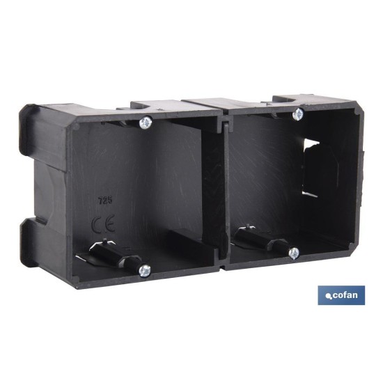 CAJA EMPOTRAR MECANISMOS UNIVERSAL 67X77X42 5 ENTRADAS TUBO