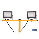 TRÍPODE TELESCÓPICO CON 2 PROYECTORES LED 2 X 20 W 6500 K 1,4 M