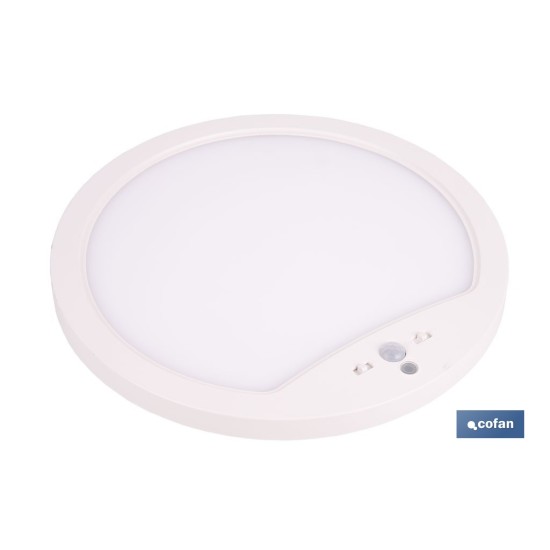 DOWNLIGHT DE SUPERFICIE BLANCO CON SENSOR DE PRESENCIA Y CREPUSCULAR 18 W Ø230 MM