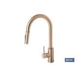 GRIFO DE COCINA CEPILLADO DORADO DE ACERO CON MANGUERA EXTENSIBLE Y 2 FUNCIONES 400 X 220 X 54 MM