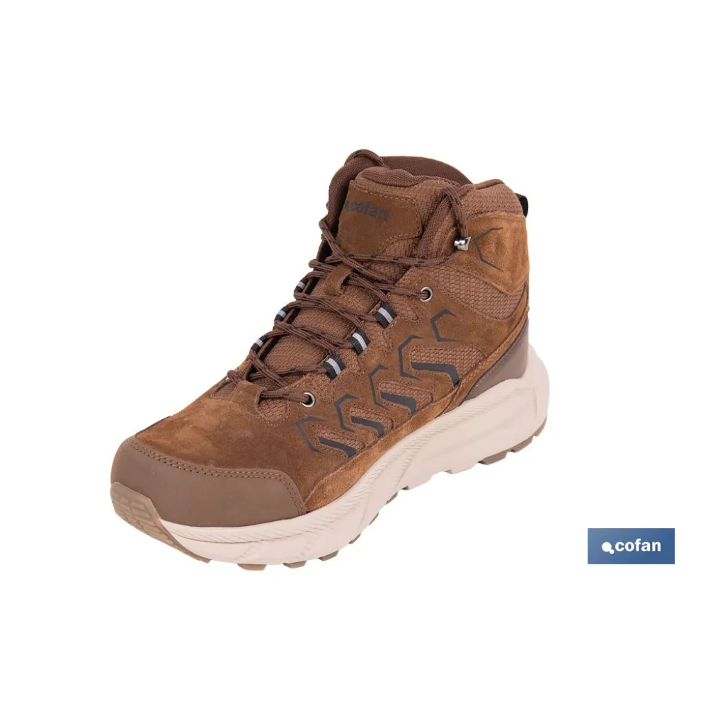 BOTA DE TREKKING MARRÓN MODELO SARDINERO TALLA 42