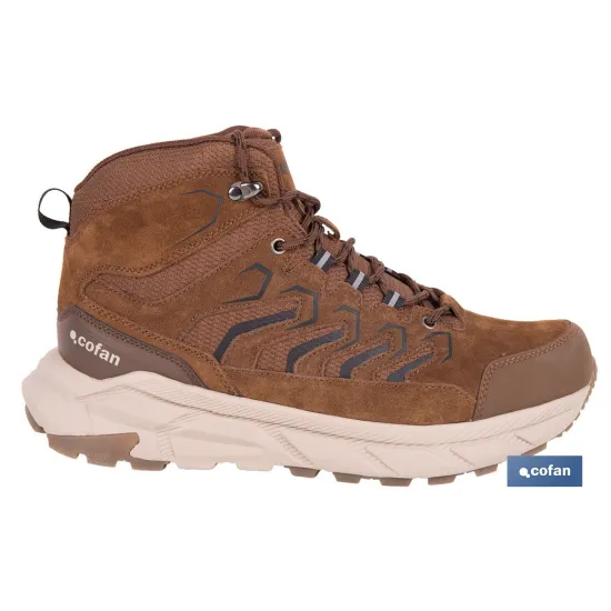 BOTA DE TREKKING MARRÓN MODELO SARDINERO TALLA 45