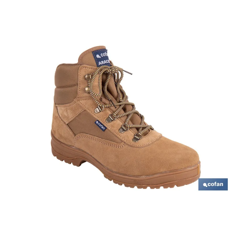 BOTA DE TREKKING NATURAL MODELO ARACENA TALLA 44