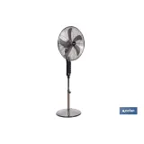 VENTILADOR DE PIE OSCILANTE GRIS PLOMO OSCILANTE CON 3 VELOCIDADES Y TEMPORIZADOR Ø45 CM 70 W