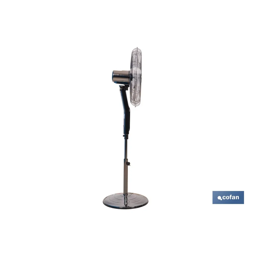 VENTILADOR DE PIE OSCILANTE GRIS PLOMO OSCILANTE CON 3 VELOCIDADES Y TEMPORIZADOR Ø45 CM 70 W