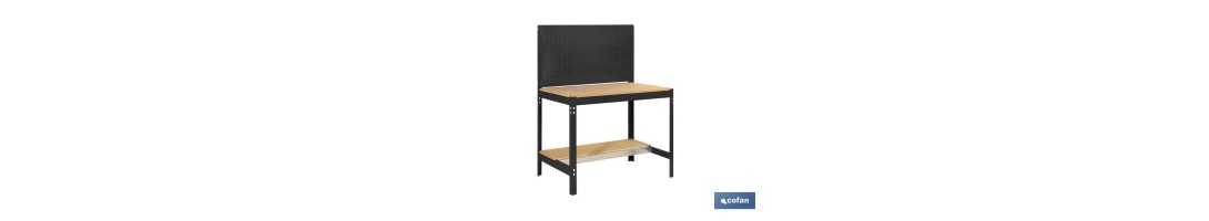 Banco de trabajo | Incluye panel perforado y 2 estantes de madera | Disponible en color antracita | Medidas: 1445 x 910 x 610 m