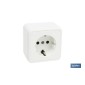Base cuadrada de superficie con toma tierra | Color Blanco | 16 A - 250 V