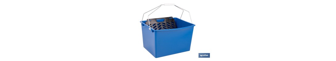 Cubeta con rejilla para escurrir rodillos | Con asas metálicas incorporadas | Especial para uso profesional