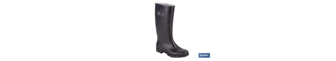 Botas de agua con caña alta | Material: PVC | Color: negro | Alta resistencia al agua, aceites y grasas | Disponible desde la t