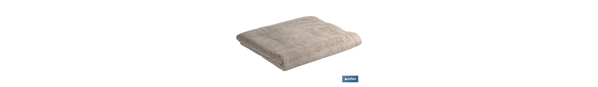 Toalla de ducha Modelo Abisinia | Color Beige | 100% Algodón | Gramaje 580g/m² | Medidas 70 x 140 cm