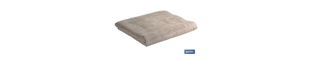 Toalla de baño Modelo Abisinia | Color Beige | 100% Algodón | Gramaje 580g/m² | Medidas 100 x 150 cm