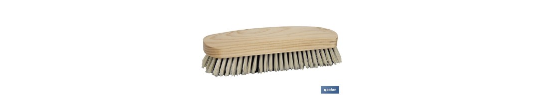 Cepillo de ropa con fibras de PVC | Cerdas suaves y resistentes | Mango ergonómico de madera | Longitud: 18,5 cm